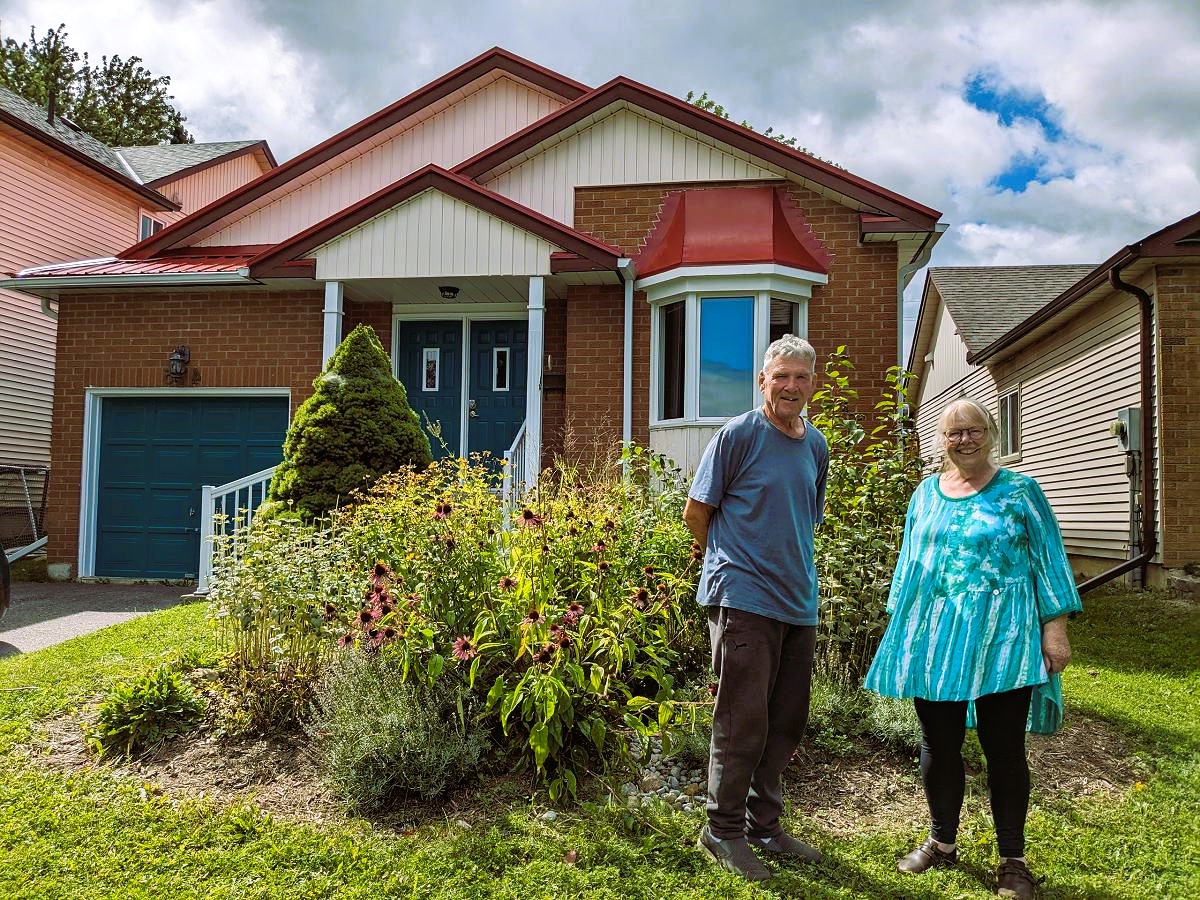 Canadians to green up their old home